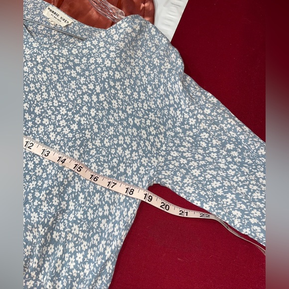 Bobbie Wren BLUE Floral TOP/PANTS SET rayon Vneck cropped minimal prairie set S - Picture 16 of 16